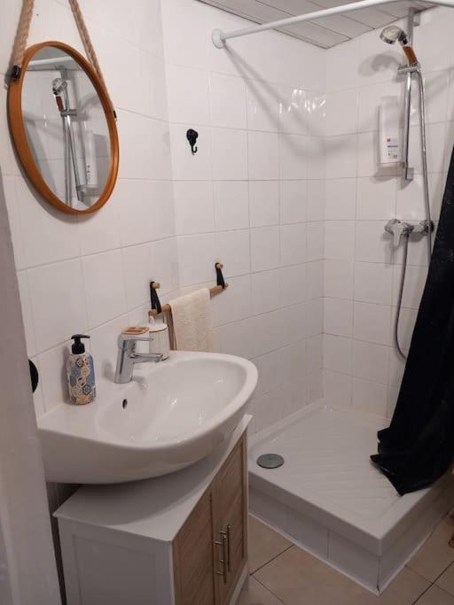 Appart Fonctionnel Et Familial Lägenhet Béziers Exteriör bild